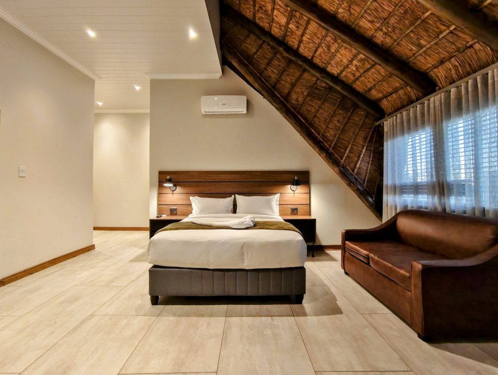 Room H17 with two queen beds