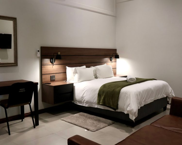 Room 3 Luxury Self Catering