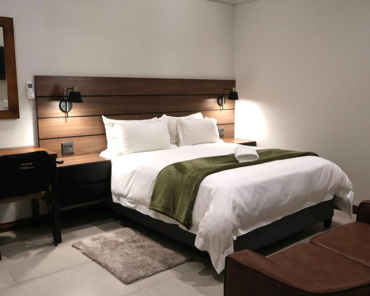 Room 5 Luxury Self Catering